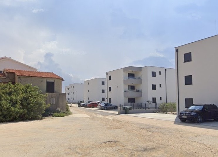 Nové apartmánové domy v Chorvátsku, Privlaka, s apartmánom Petra Antala/ zdroj: earth.google.com
